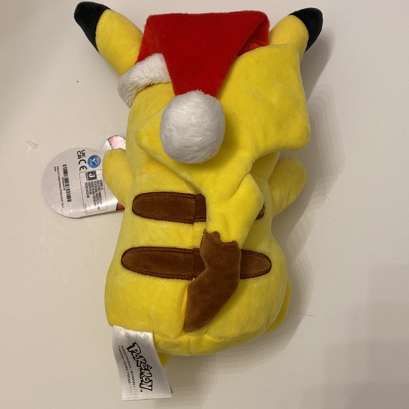 NWT Pokemon Holiday Pikachu 8" Plushy - Picture 5 of 6